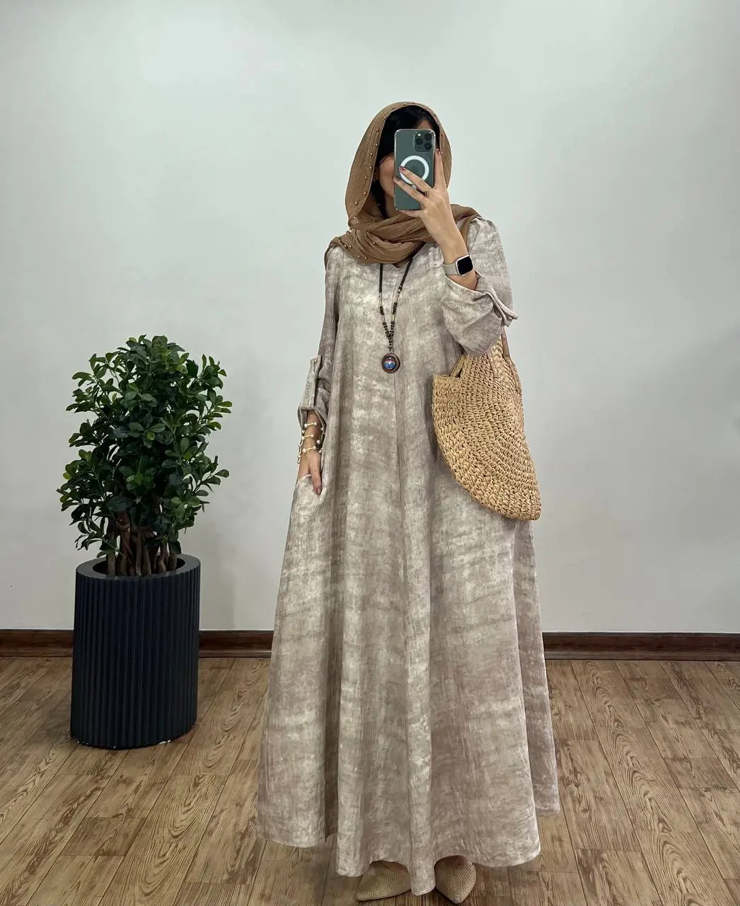 پیراهن مانتویی بلند سوپر کلوش فریال (پیش فروش)